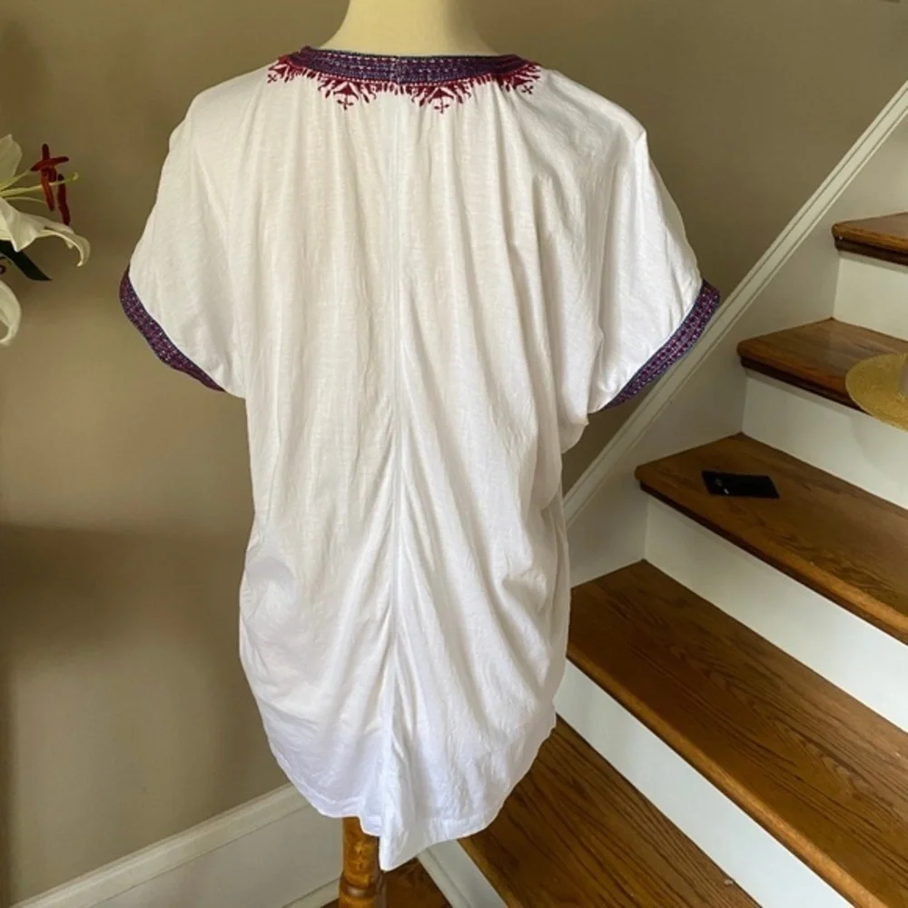 J Crew Embroidered Tunic Tee White M